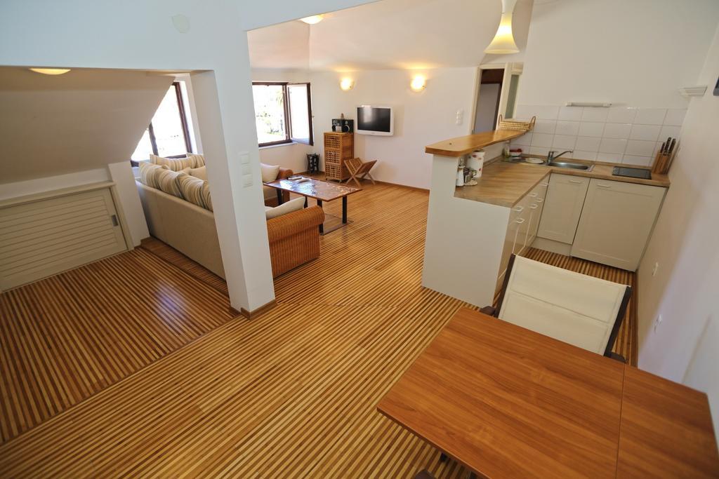 Apartment Plaza Hvar Town Pokoj fotografie